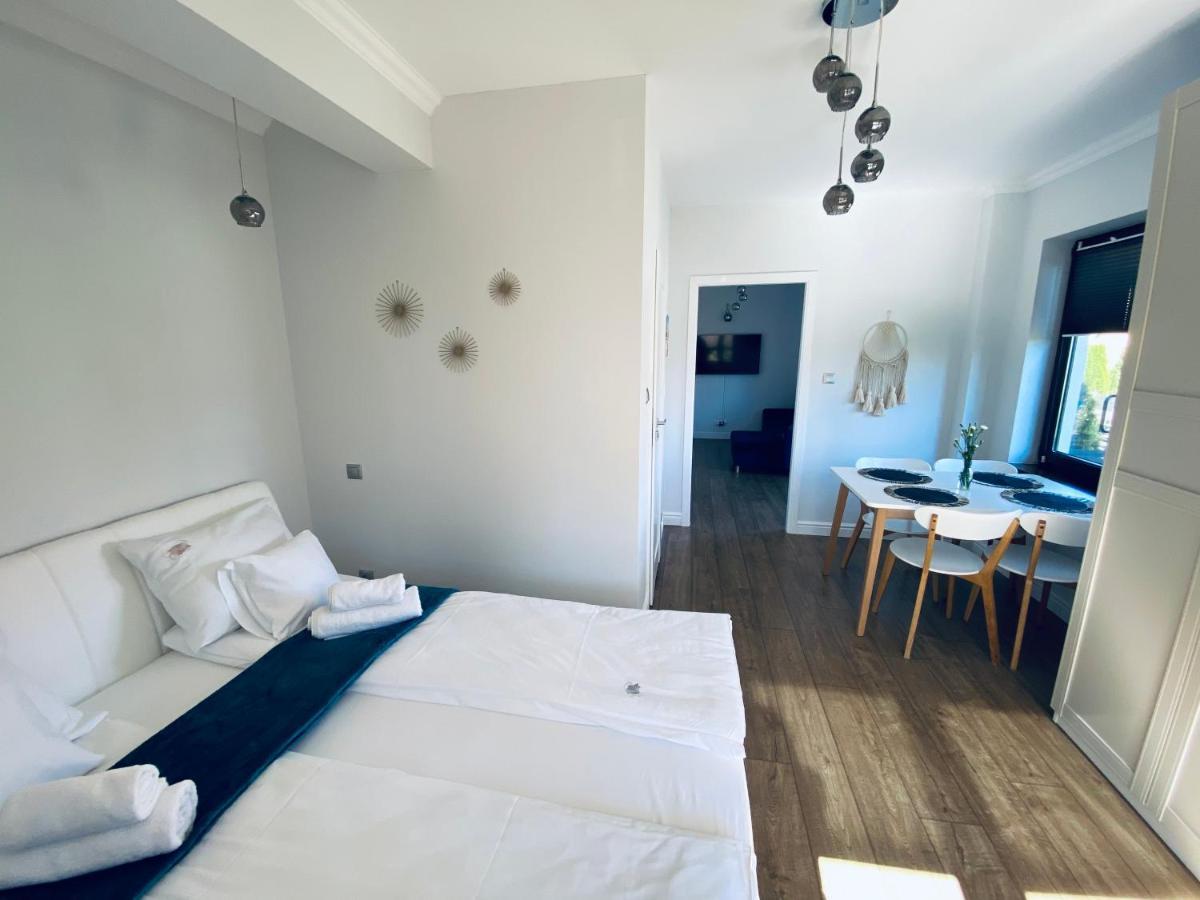 Apartamenty Rozany Ogrod Leba Exterior photo