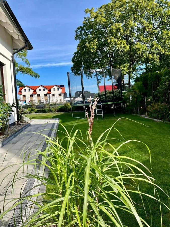 Apartamenty Rozany Ogrod Leba Exterior photo