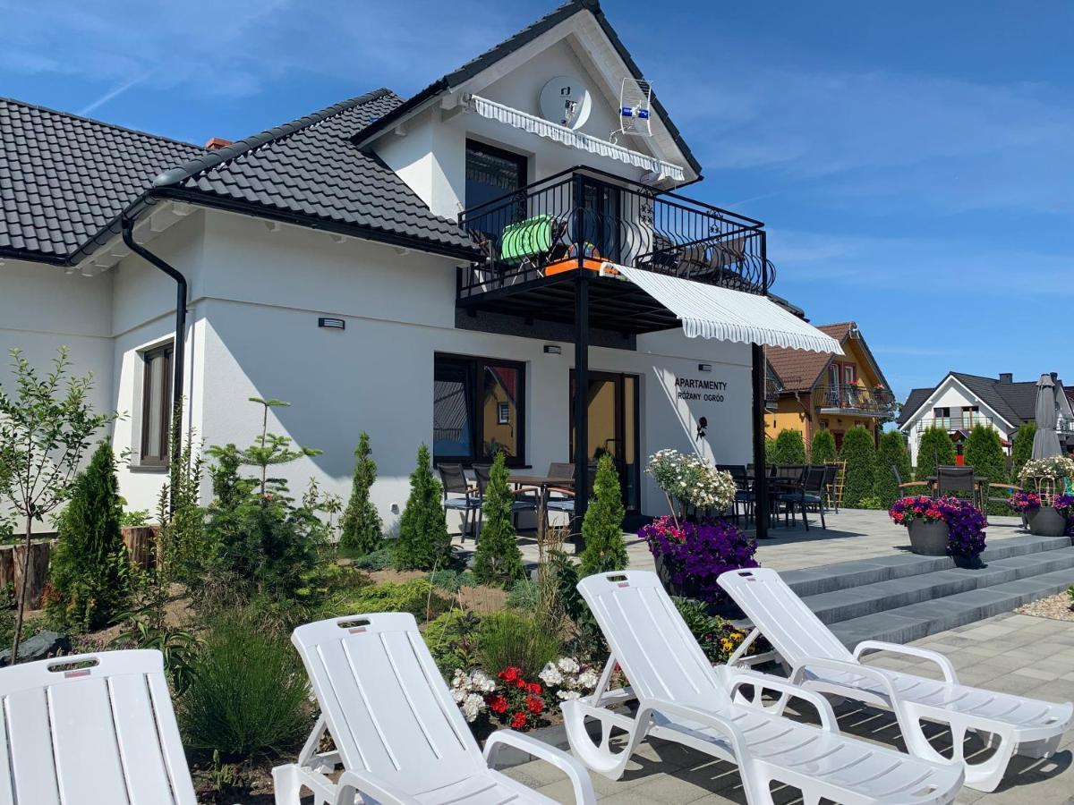 Apartamenty Rozany Ogrod Leba Exterior photo
